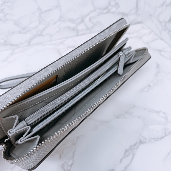 Michael Kors Avril Large Satchel and Wallet - Picture 15 of 16